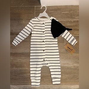 Mini Heroes size 9m Classic Striped One Piece Baby Jumpsuit with Hat NWT